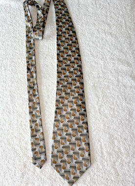 Cocktail Colors 100% SILK Men's hand made Geometric Abstract Tie 62” X 3.5”
